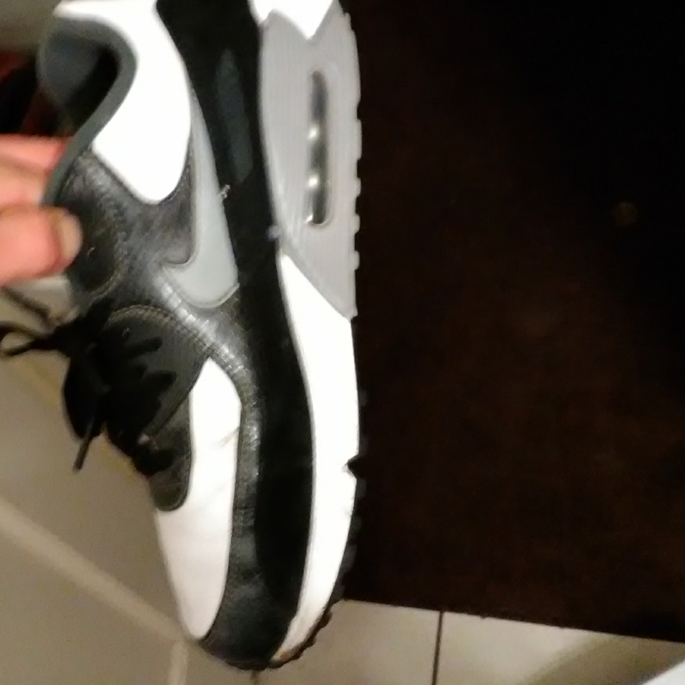 NIKE AIR MAX LEGITIMATE BUYERS ONLY - Picture 4 of 6